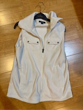 CHAPS Cream Fleece Zip-Up Vest